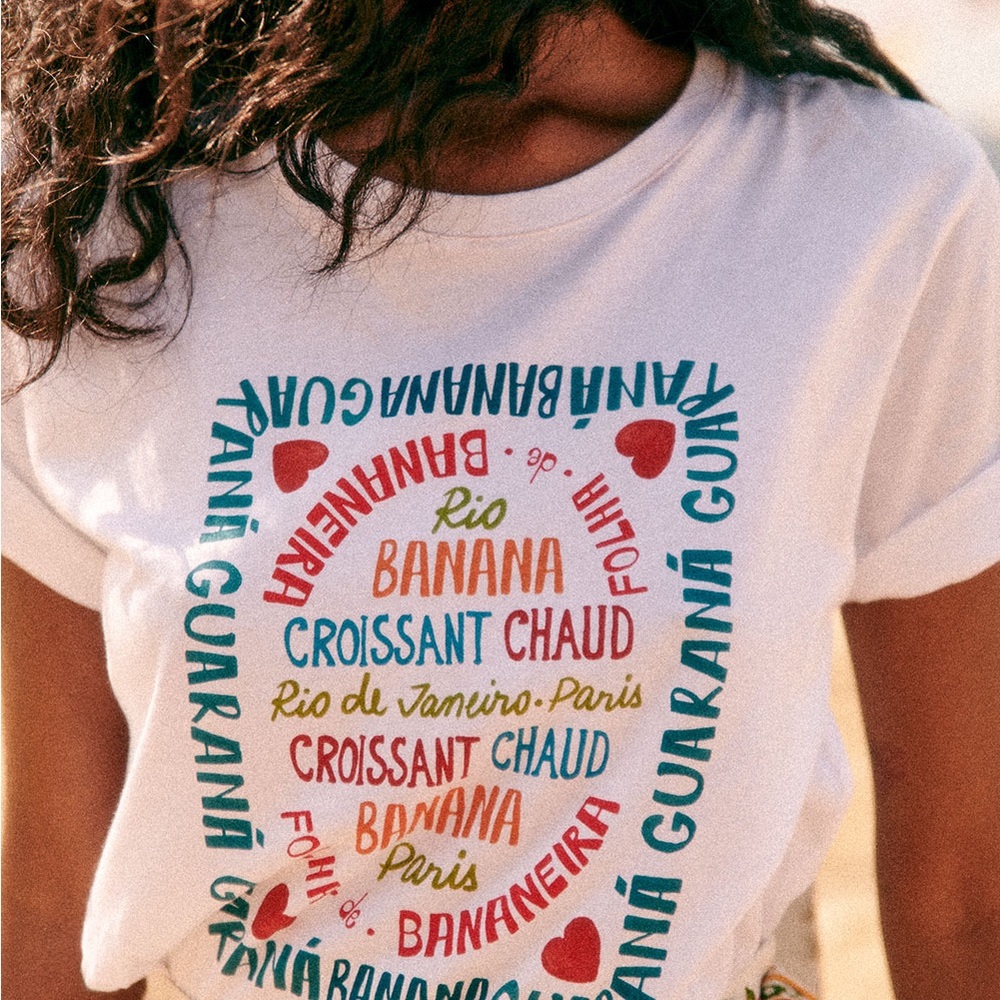 FARM Rio <3 Sézane Croissant Chaud Guarana T-Shirt MEDIUM